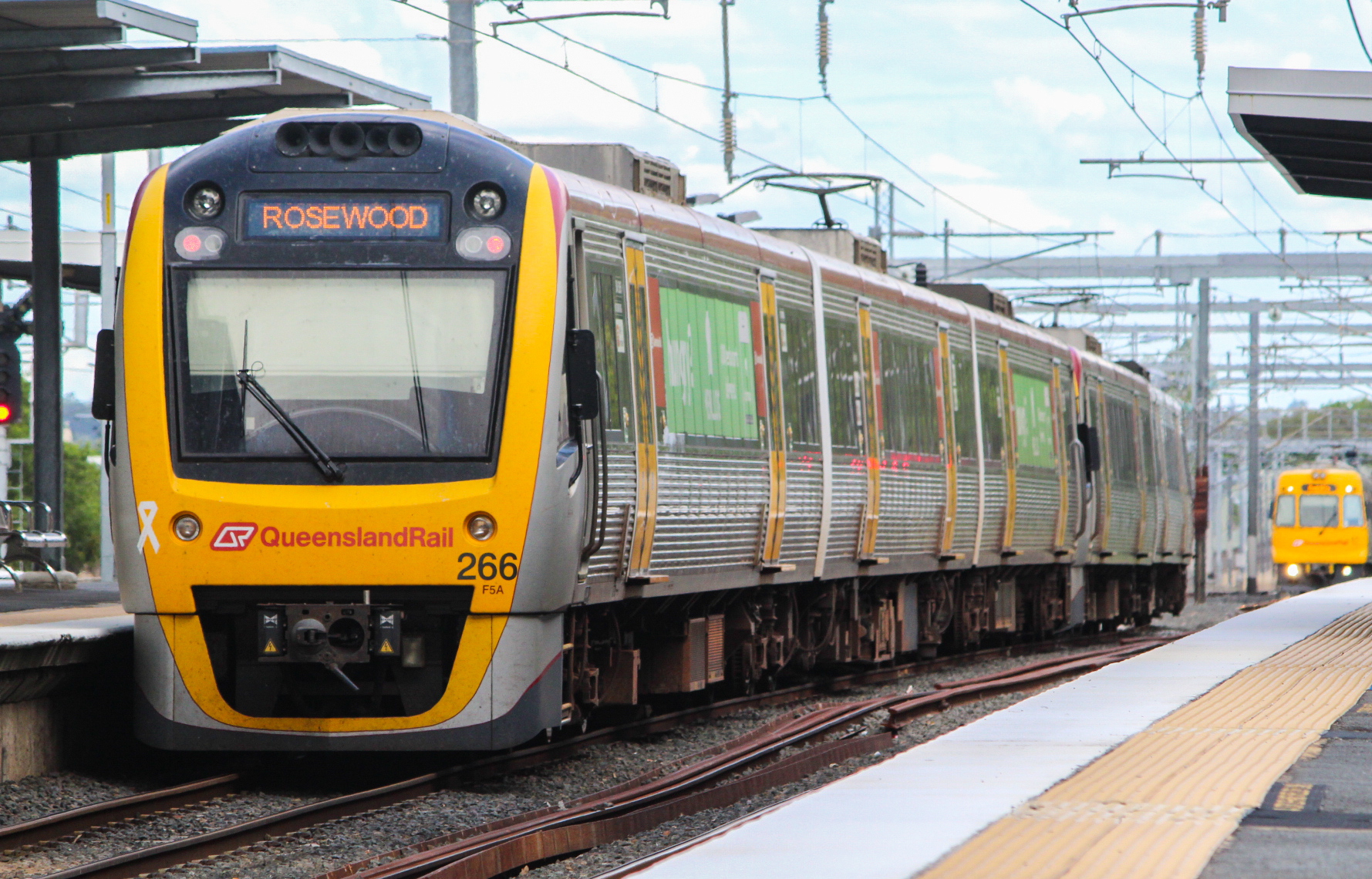 Safely access the rail corridor (Queensland Rail Network)